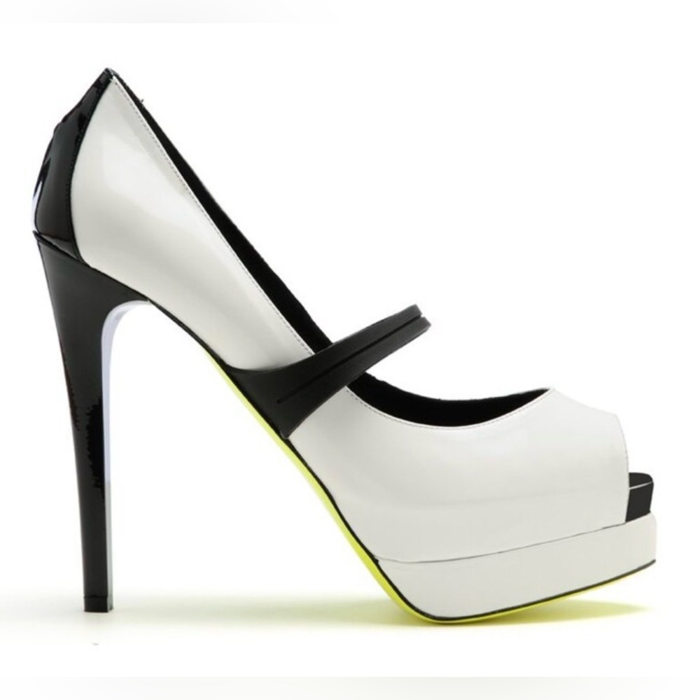 Ruthie Davis White and Black Peep Toe Mary Jane Platform Pumps